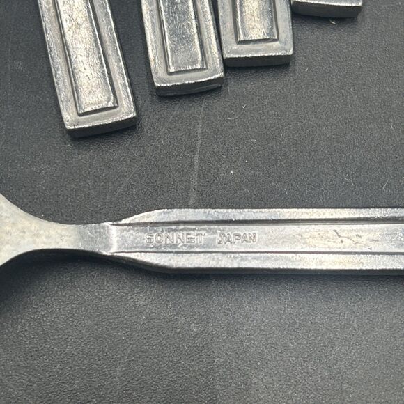 20 Pieces Sonnet Stainless Silverware Flatware replacement Forks Knives Spoons - Picture 6 of 7